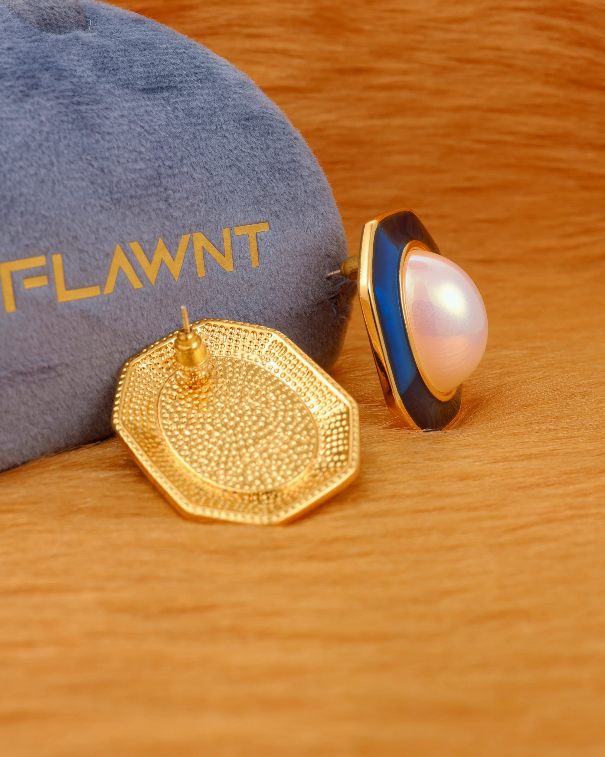 Deep Blue Shijia Pearl Ear Studs