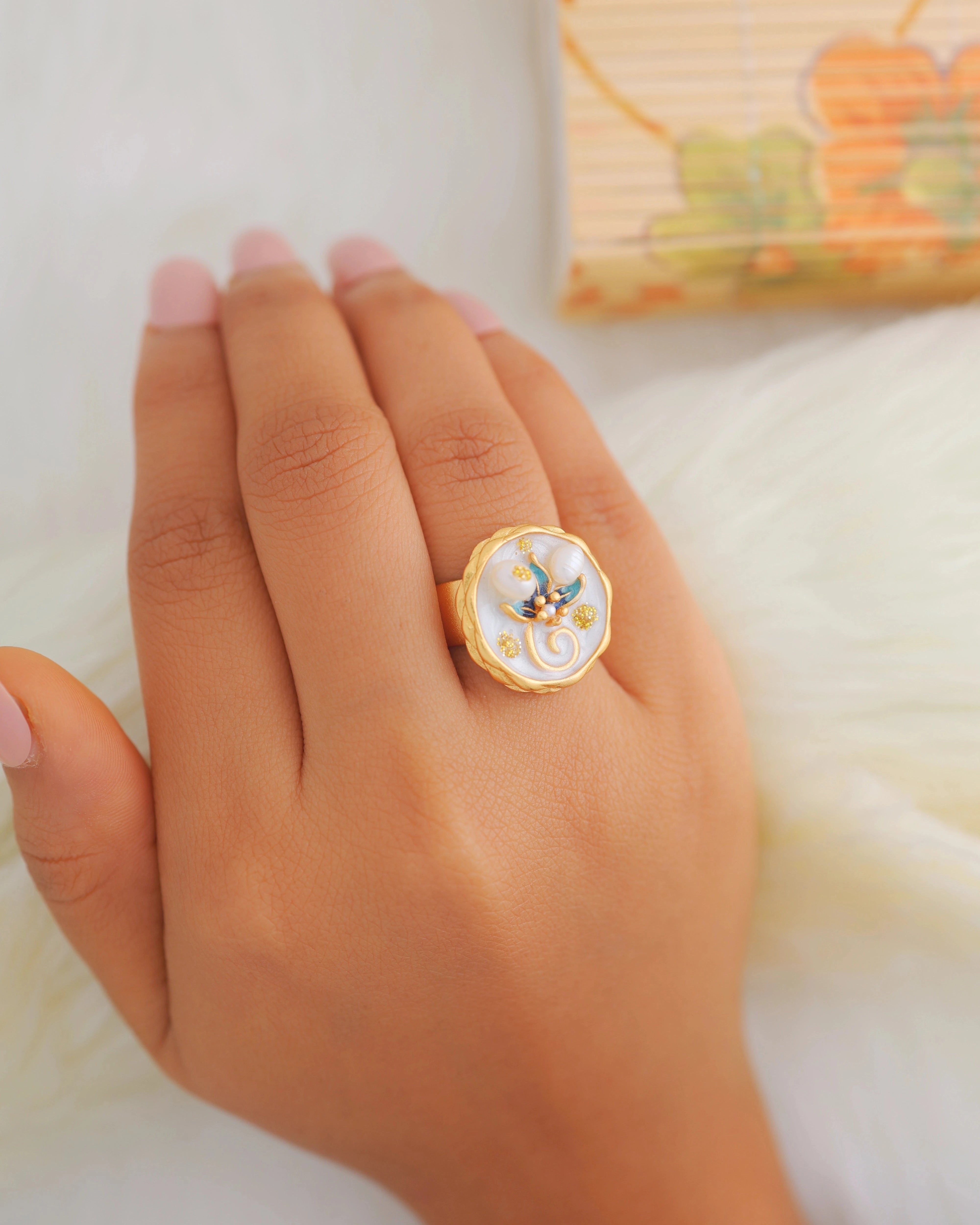 Dual Pearl White Enameled Circle