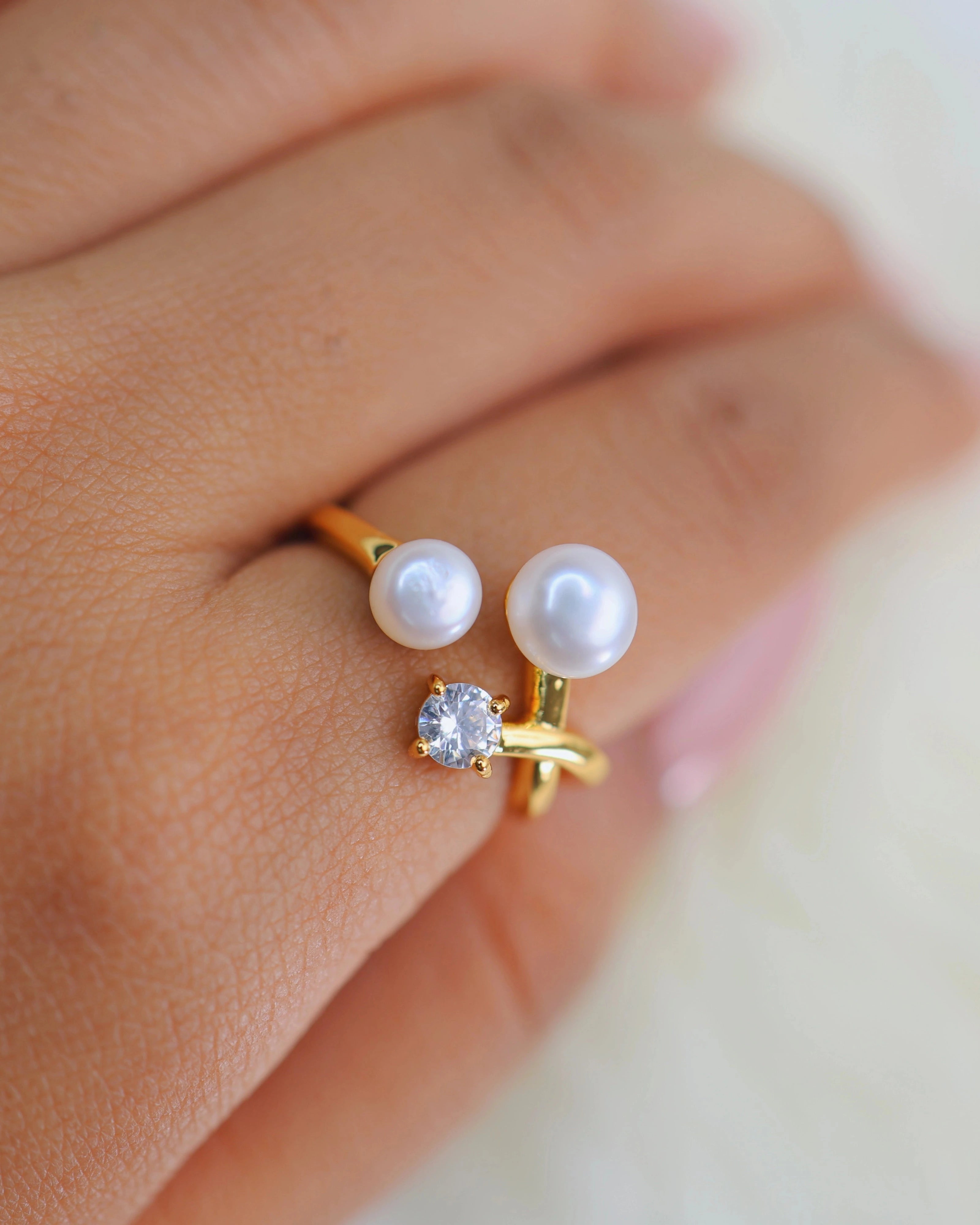 Dual Pearl with Zircon (Gold) - Adjustable Pearl Ring