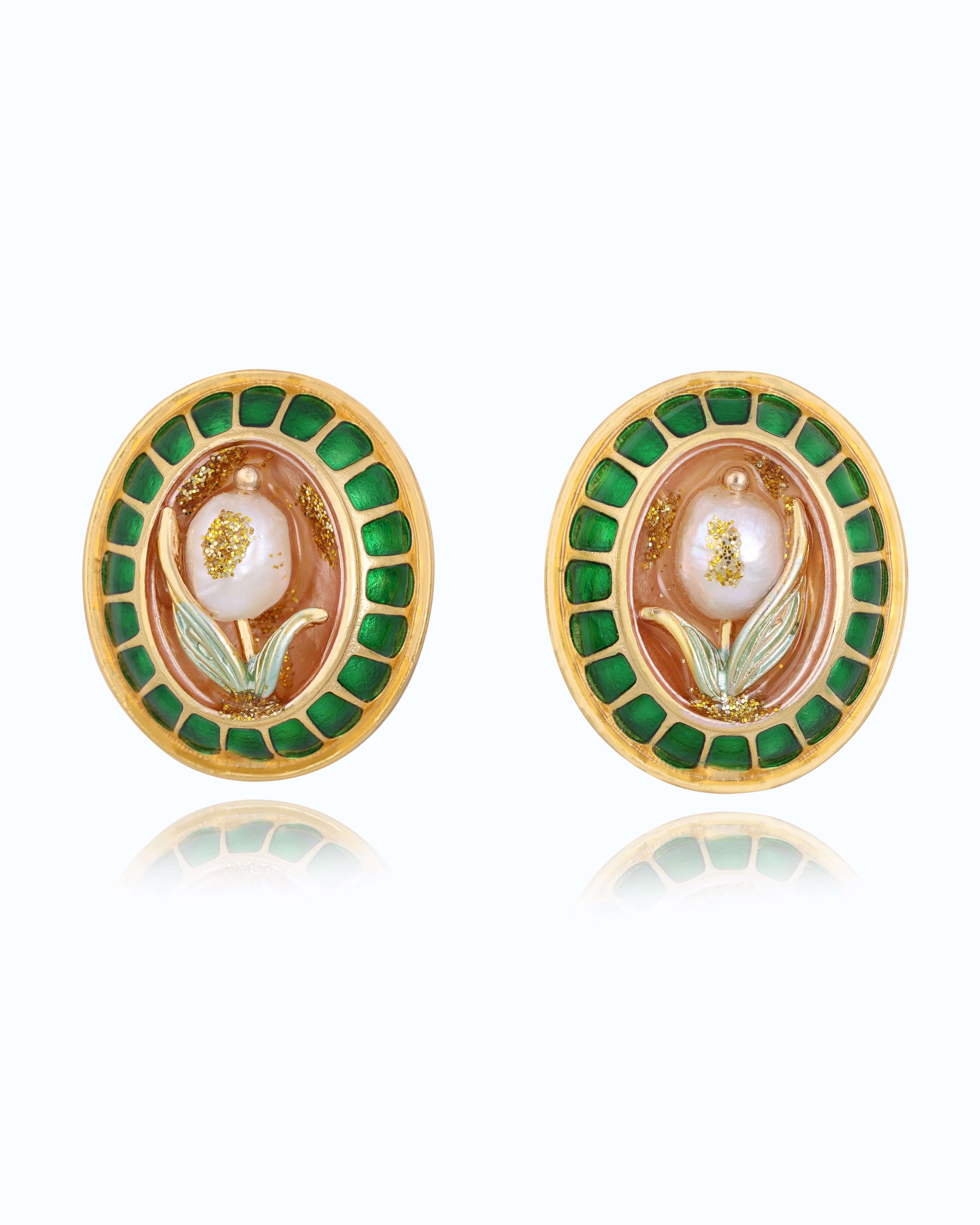Green Punch Floral Pearl Earrings – 18K Gold Plated | Flawnt