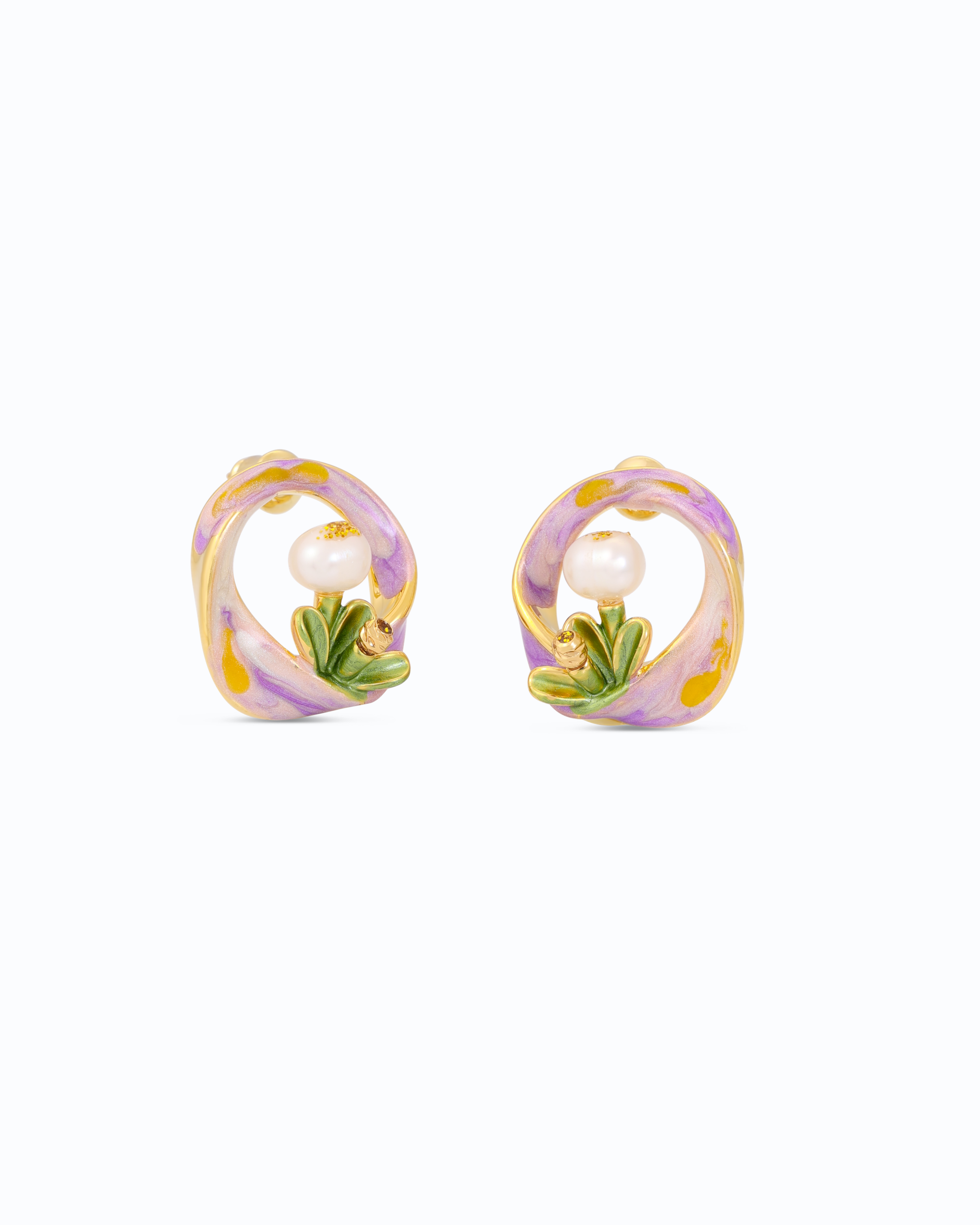Lavendar Mobius Pearl Studs