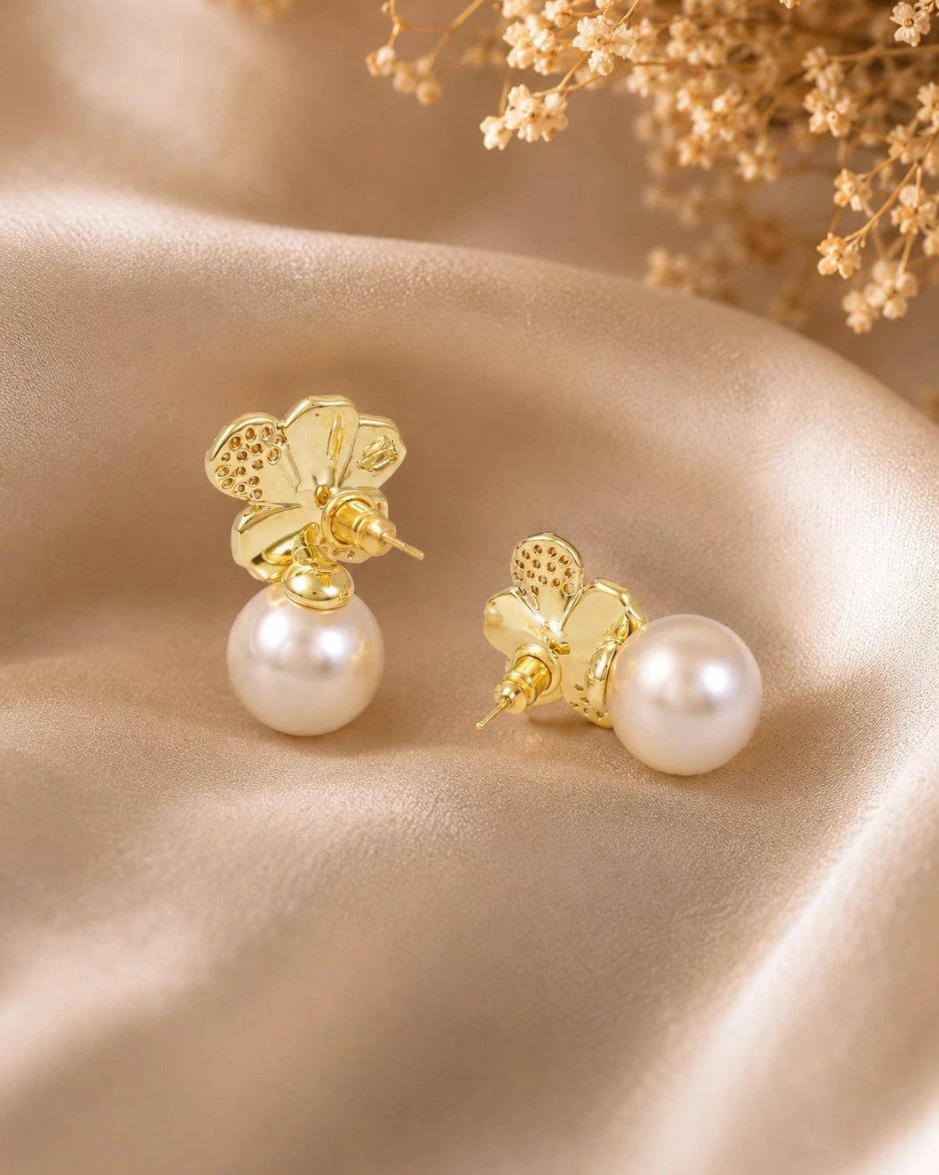 Mallow Shijia Pearl Dangle