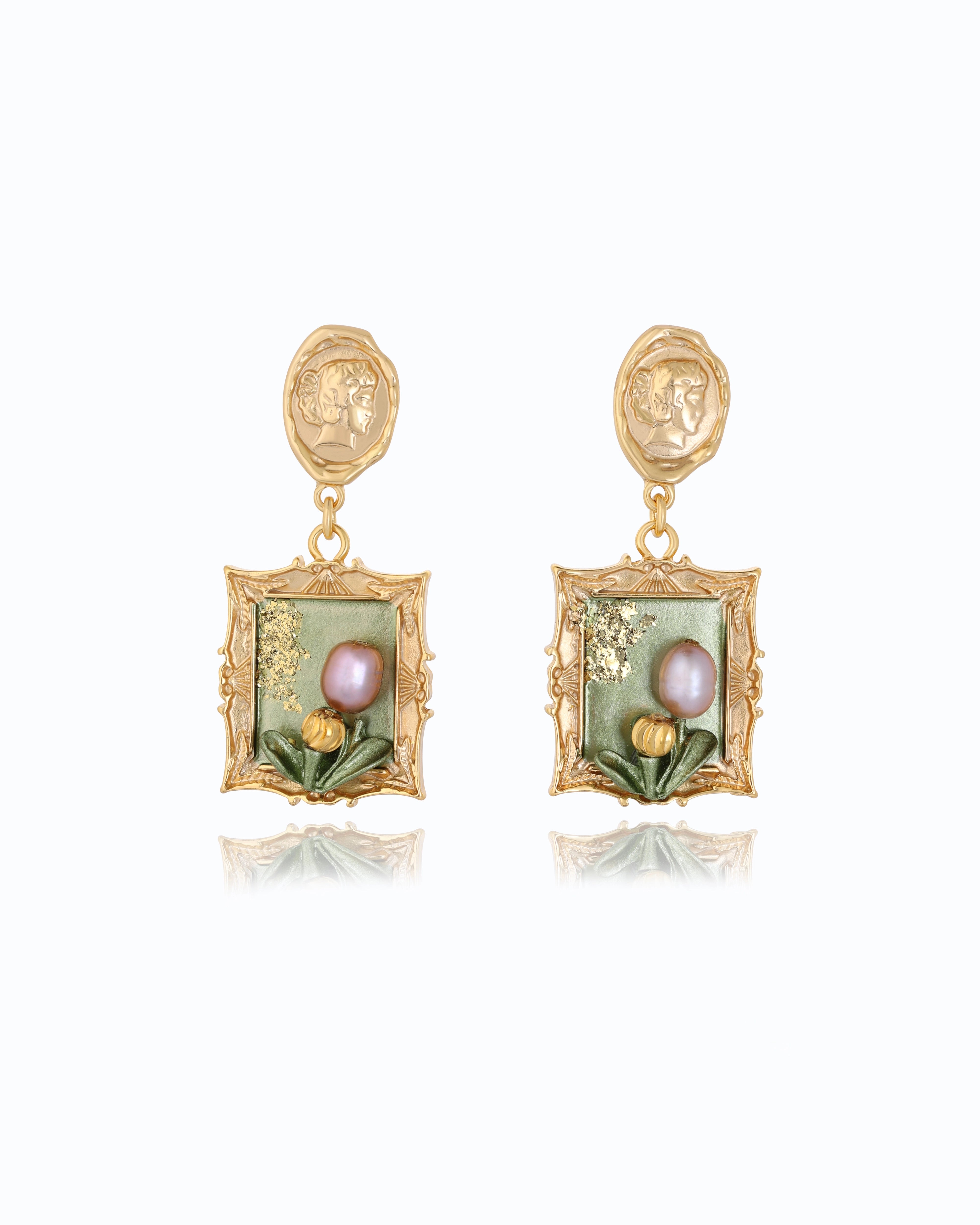 Artful Elegance | Mona Lisa Pearl Earrings Jewelry by Flawnt