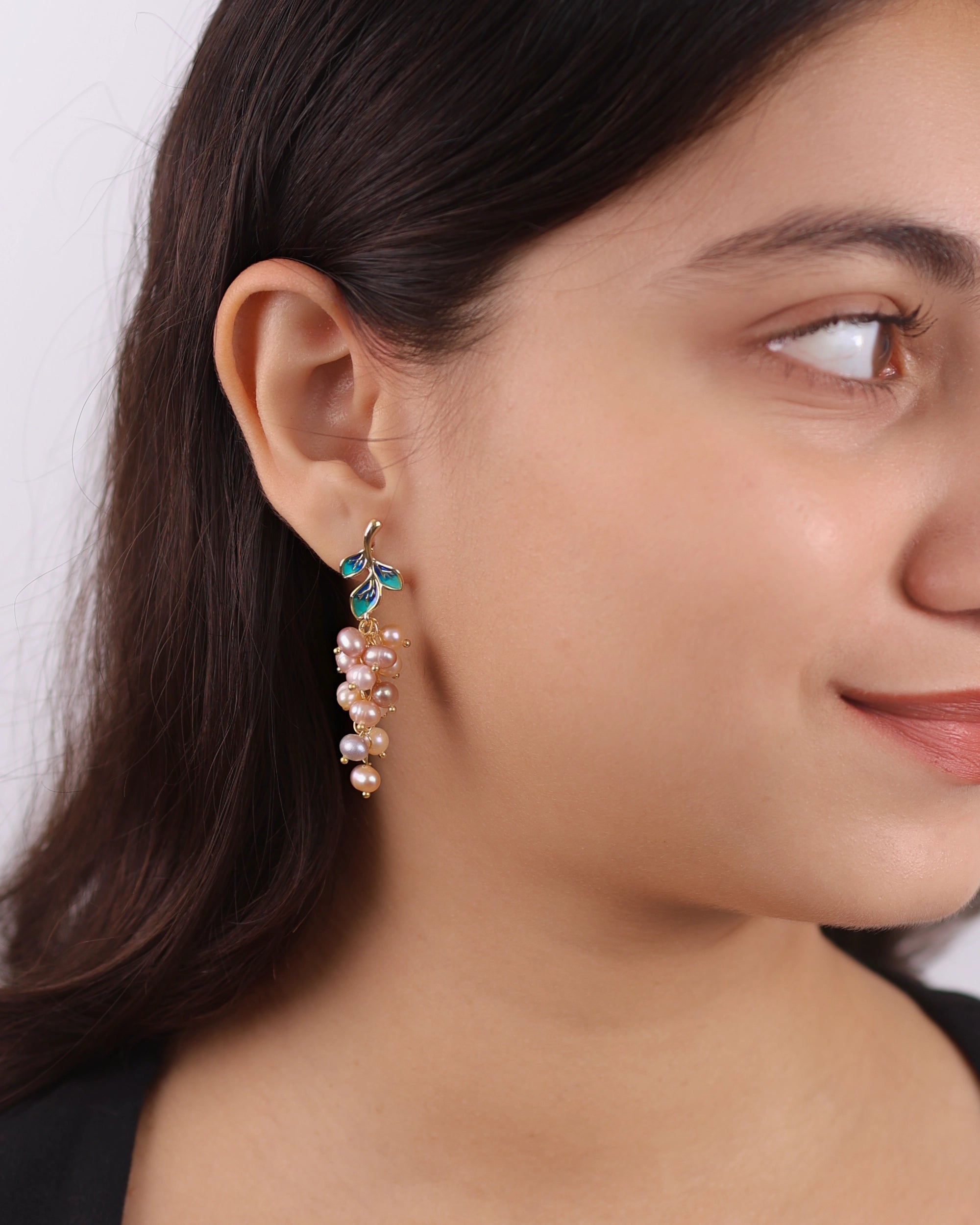 Pearl Grapes Dangles hover