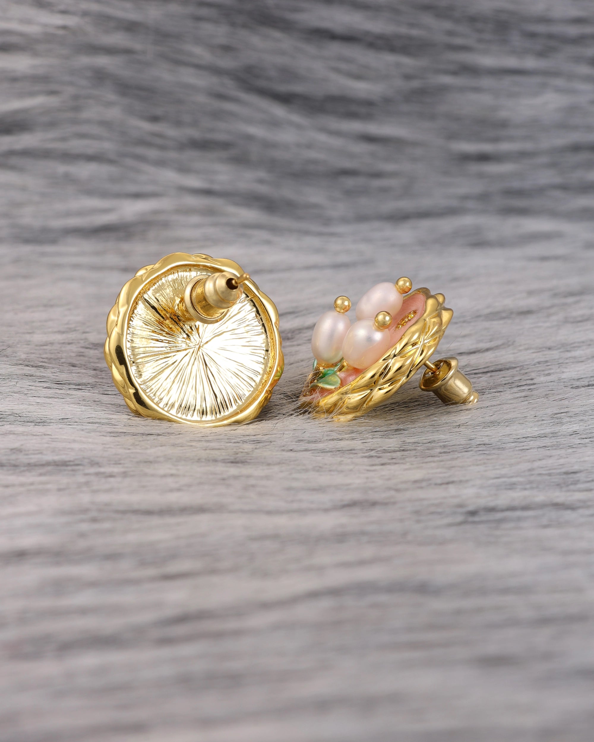 Pearl Twig Soft Pink Ear Studs