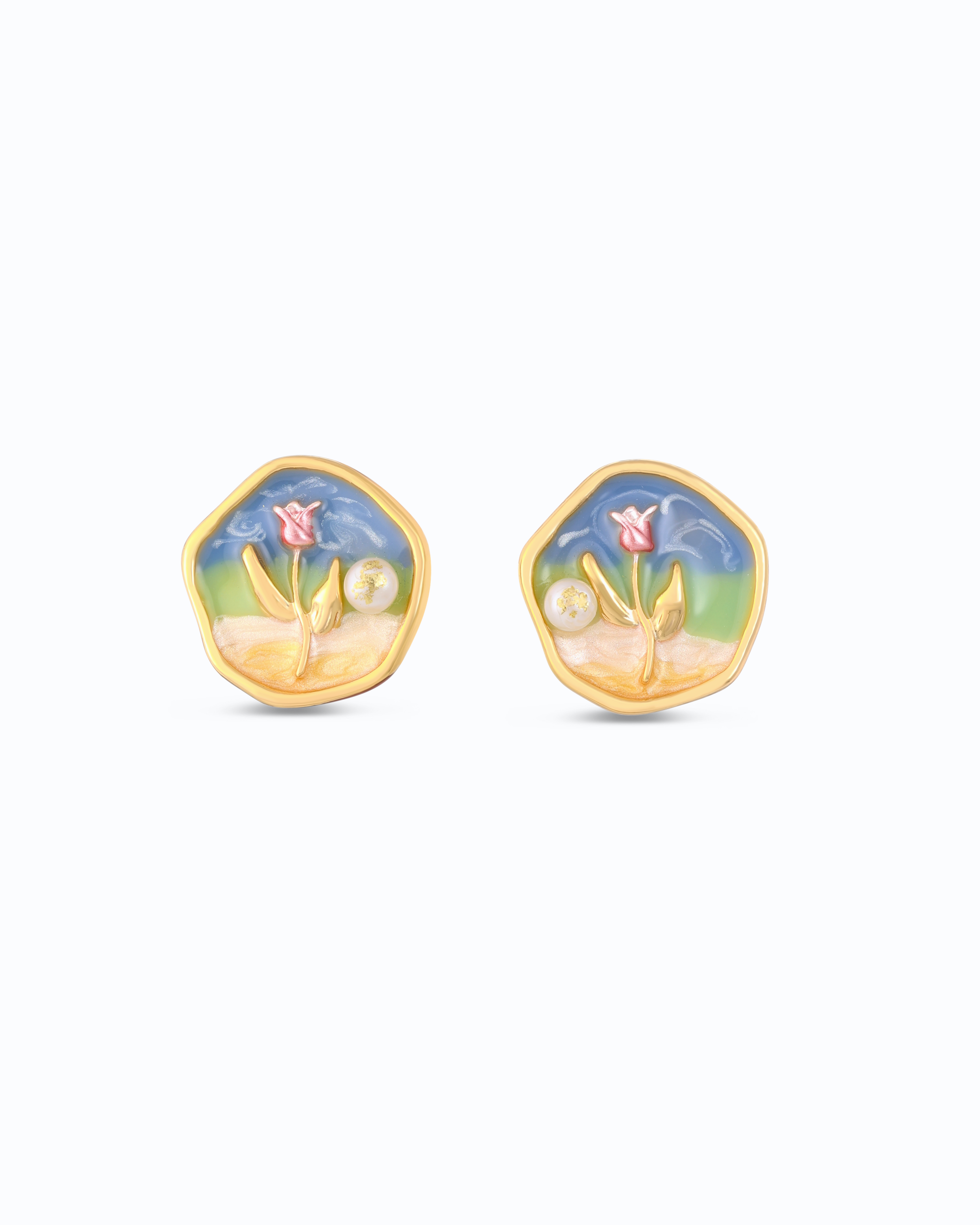 Flower on a Beach Ear Stud