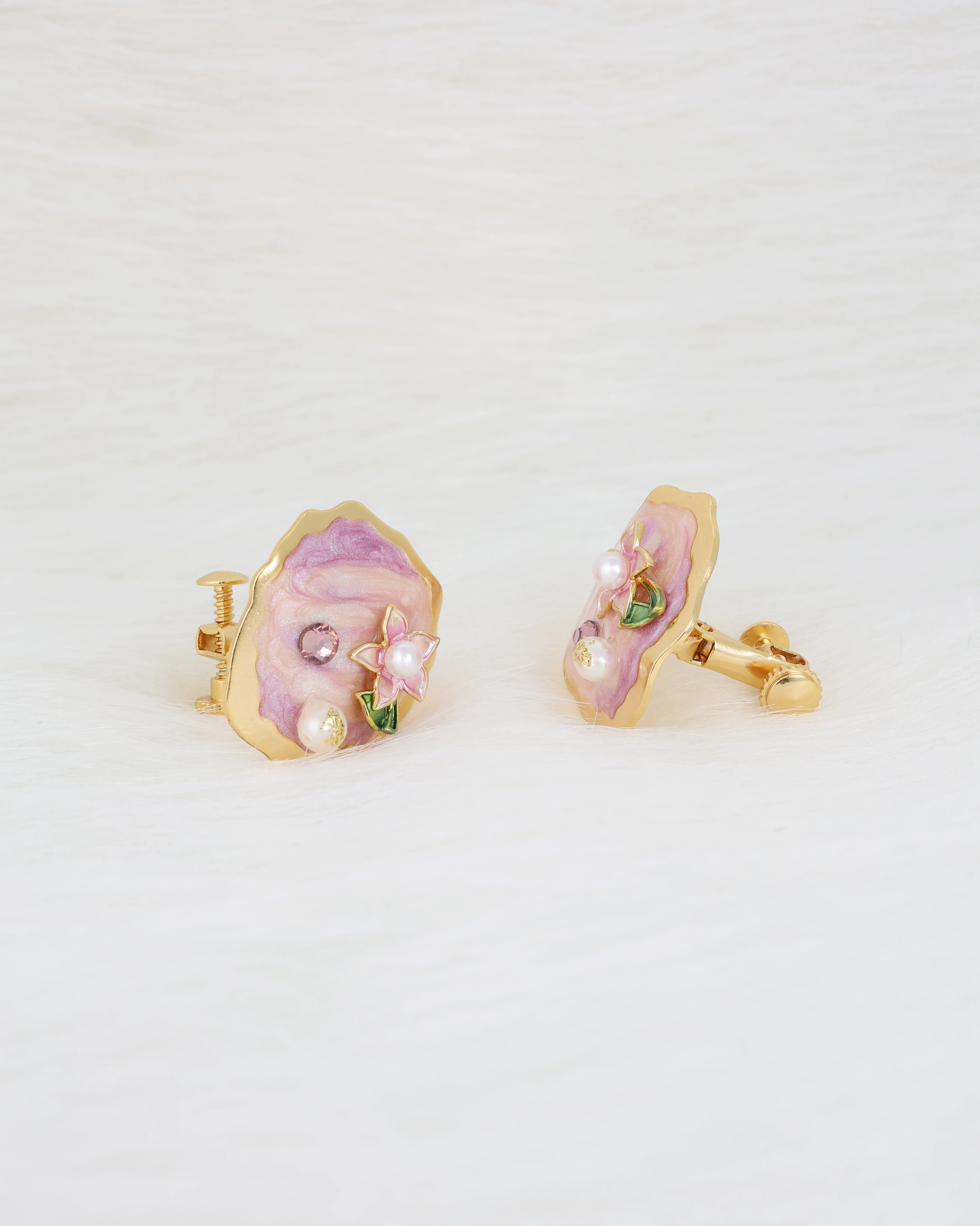 Pink Flower Mural Clip On
