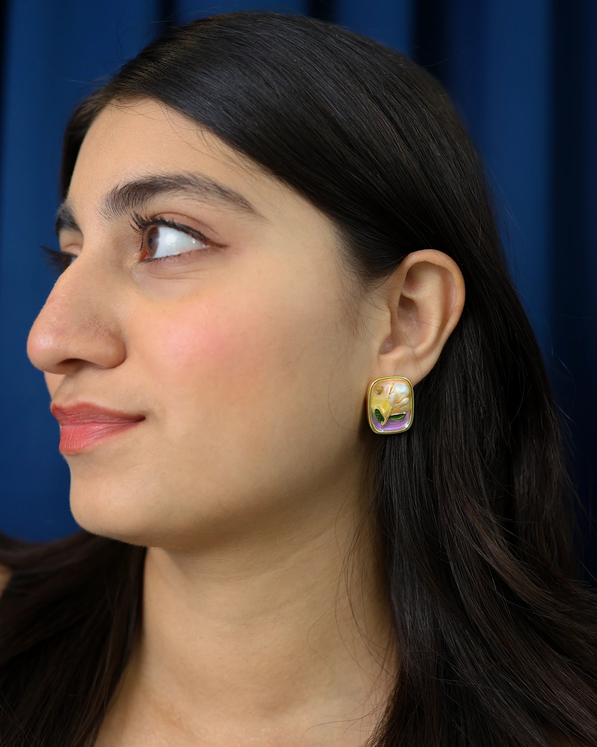 Pearl in Bud Ear Studs - Pastel