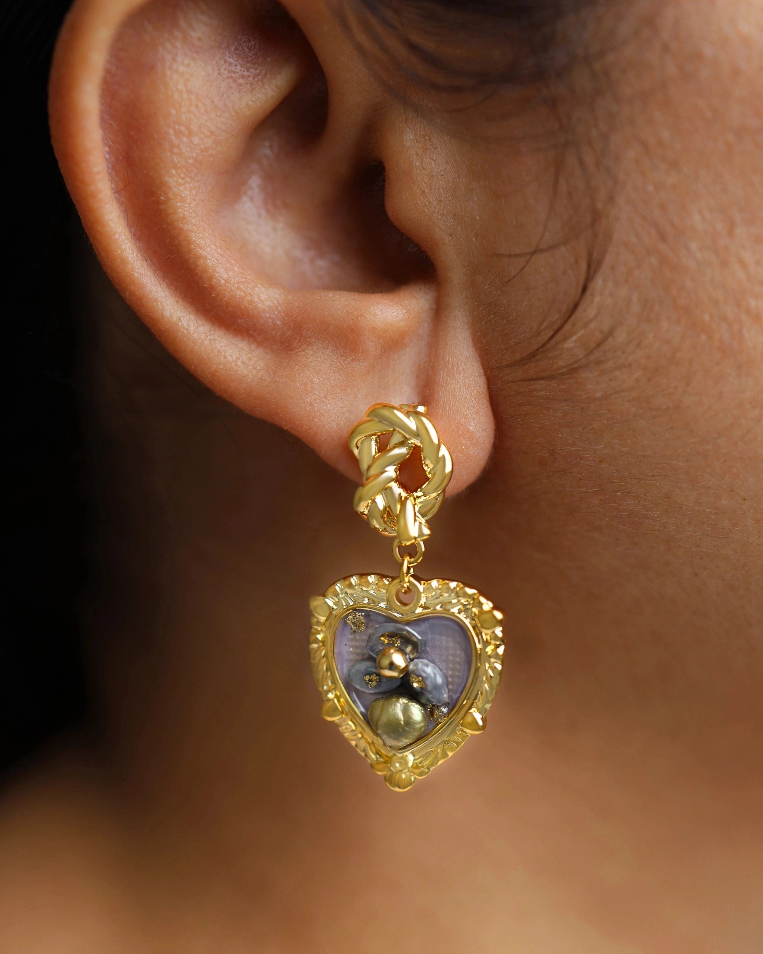 Renaissance Heart Purple Pearl Dangle