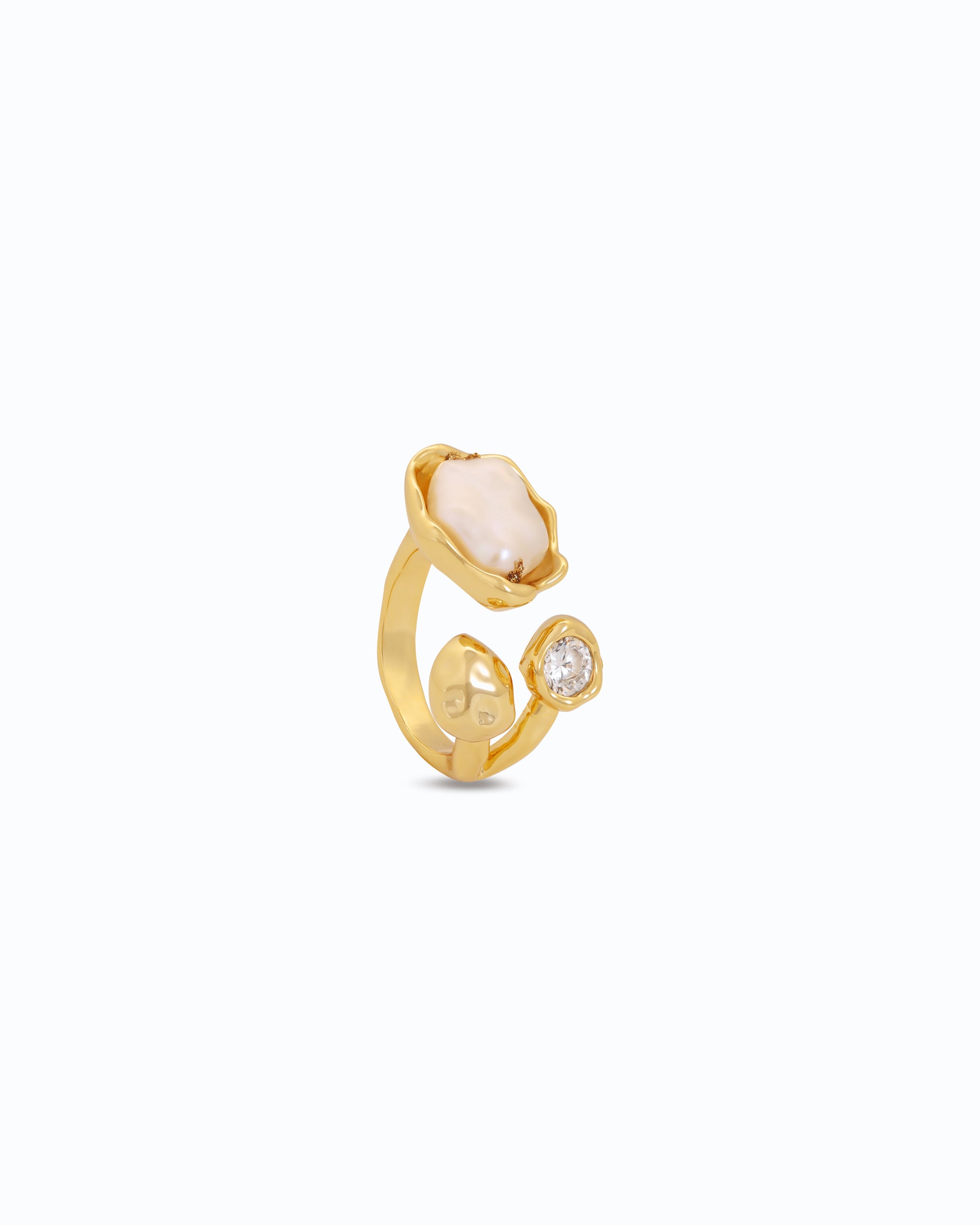 Pearl in Cradle (Gold)