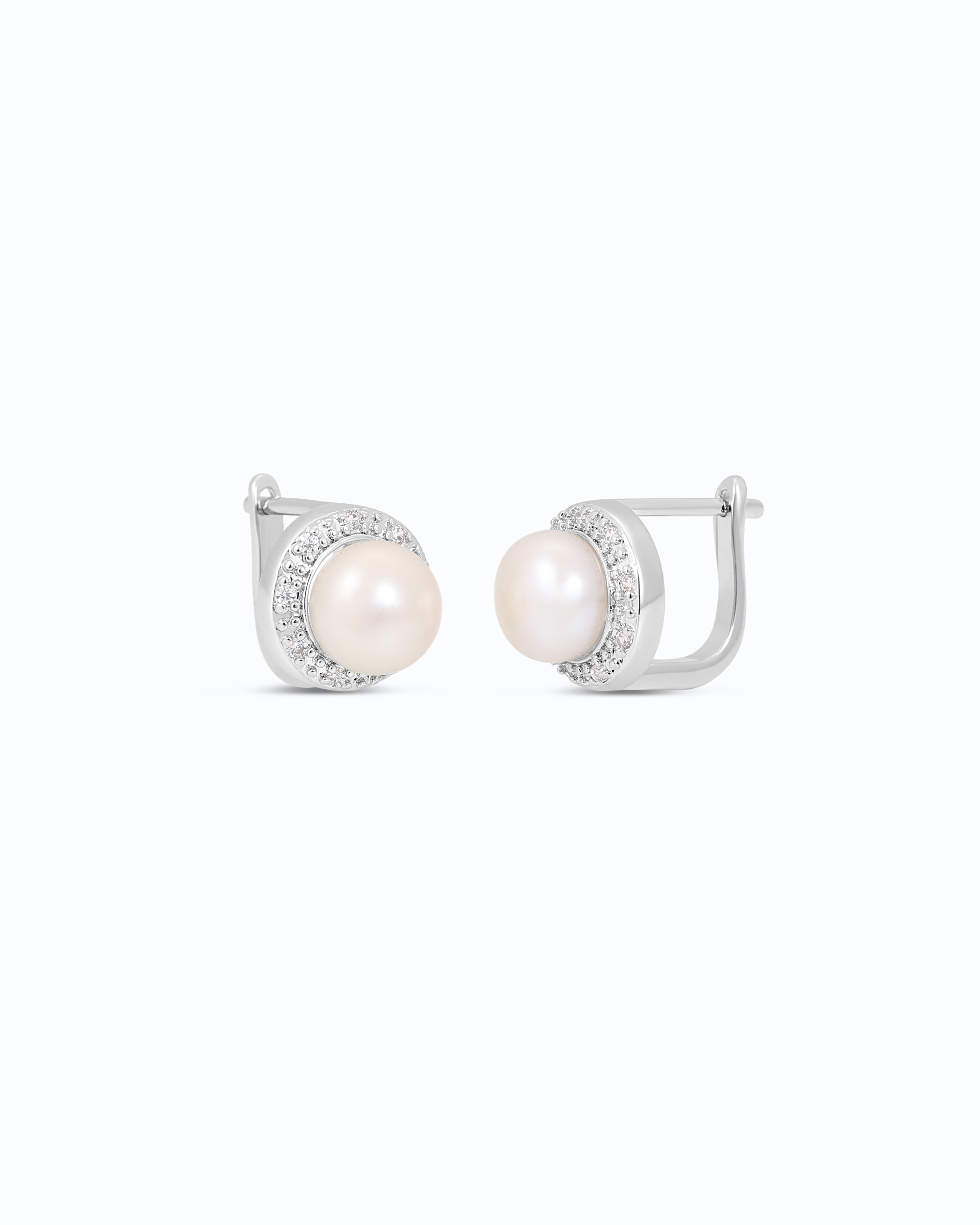 Executive Pearl Studs White