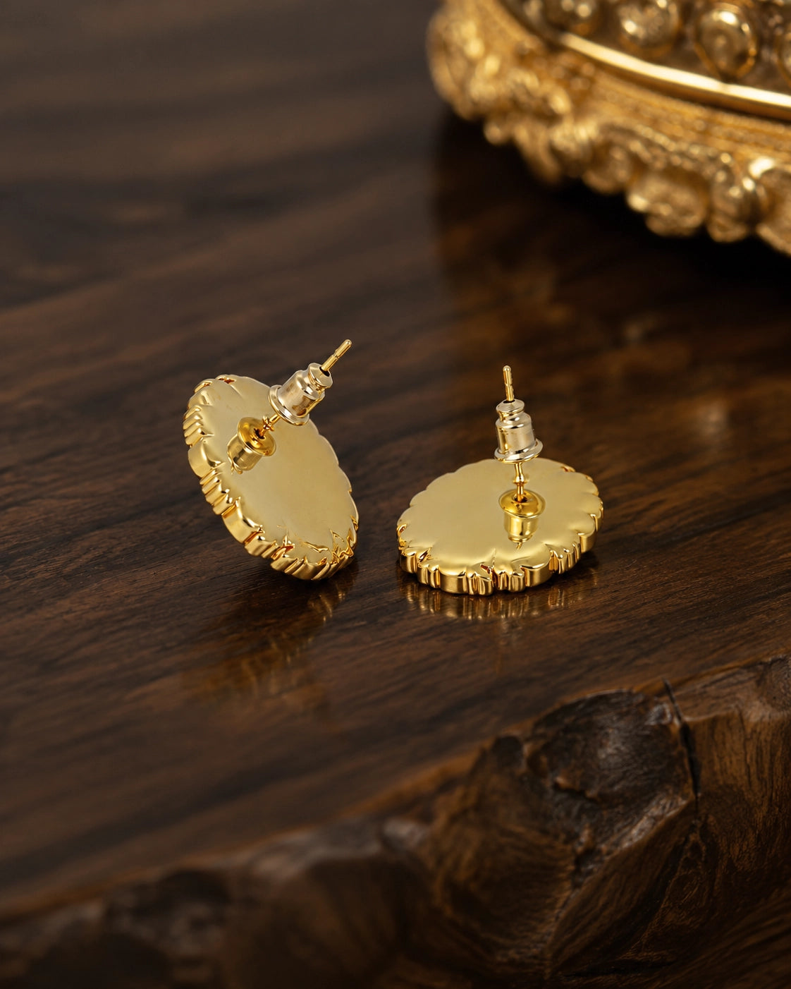 Scarlet Bloom Pearl Ear Studs