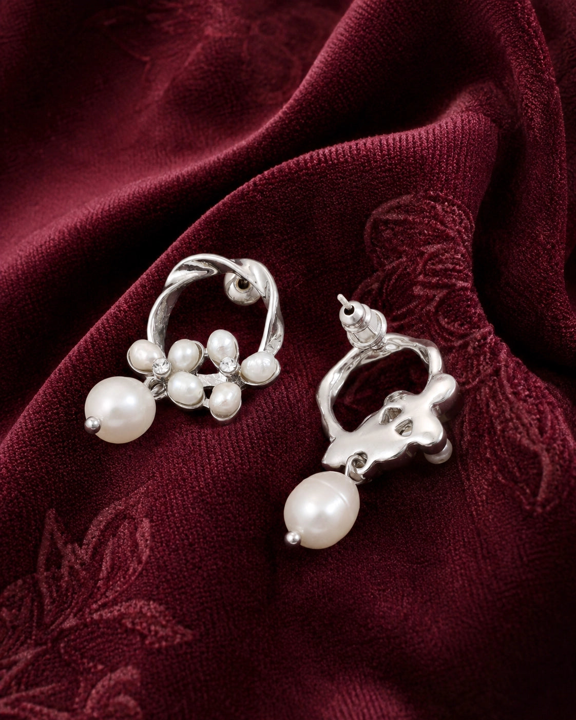 Mobius Pearl Dangle - Silver