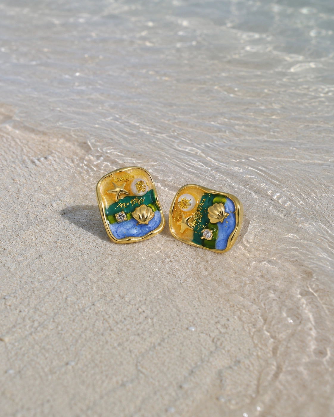 Hues of Ocean Pearl Ear Studs