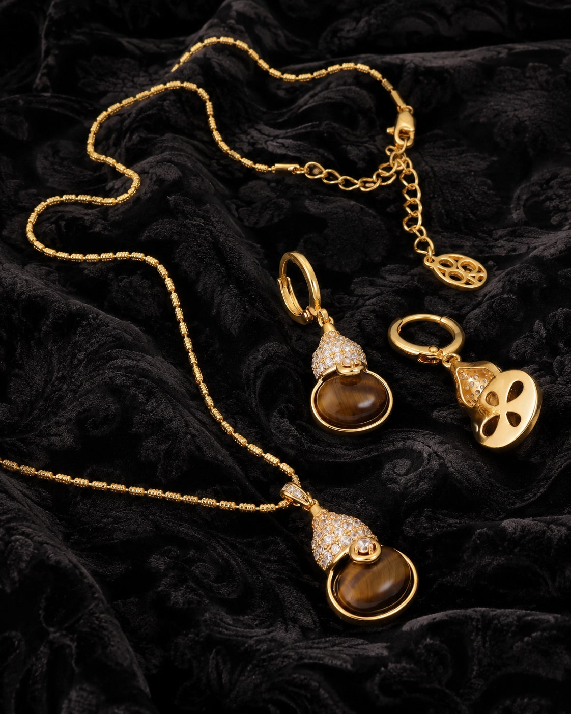 Golden Talisman Pendant Set