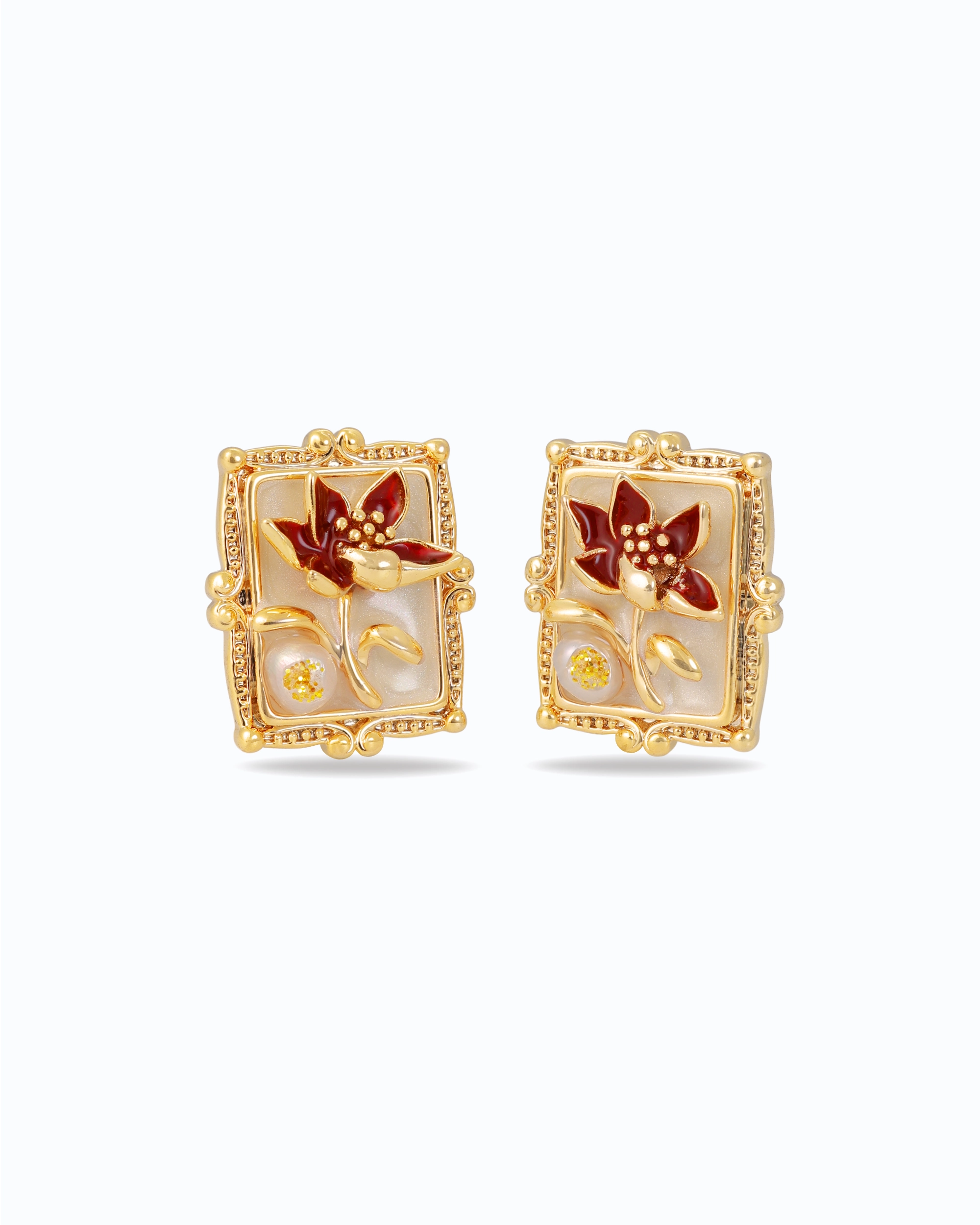 Bloom Portrait Pearl Ear Studs- Burgandy
