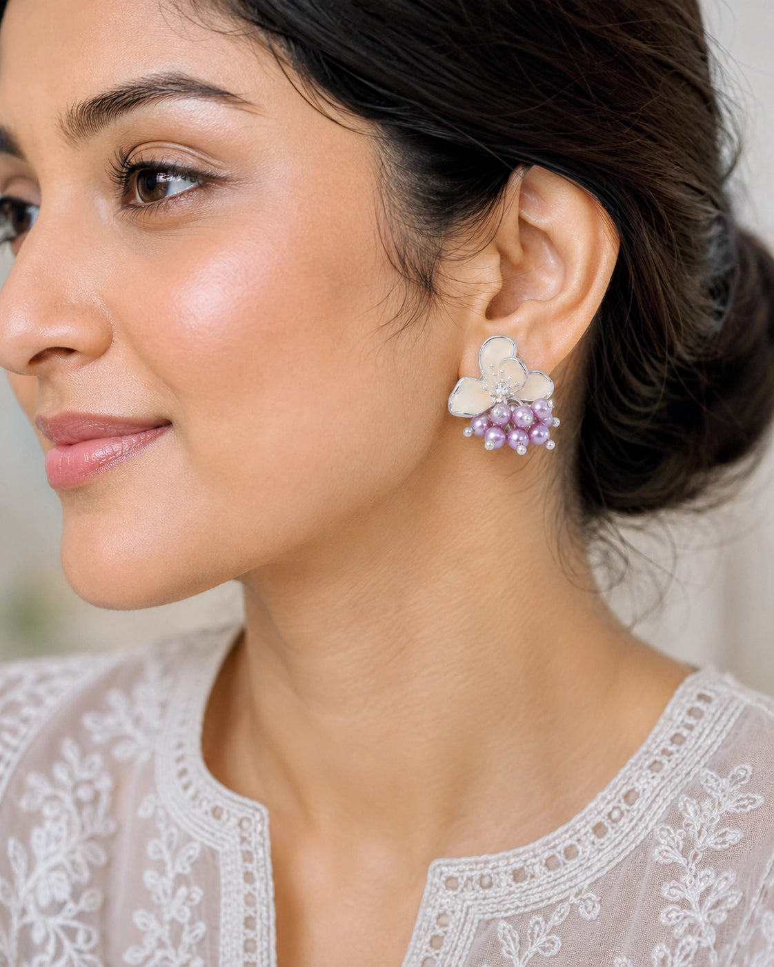 Camellias Pearl Dangle - Lavendar