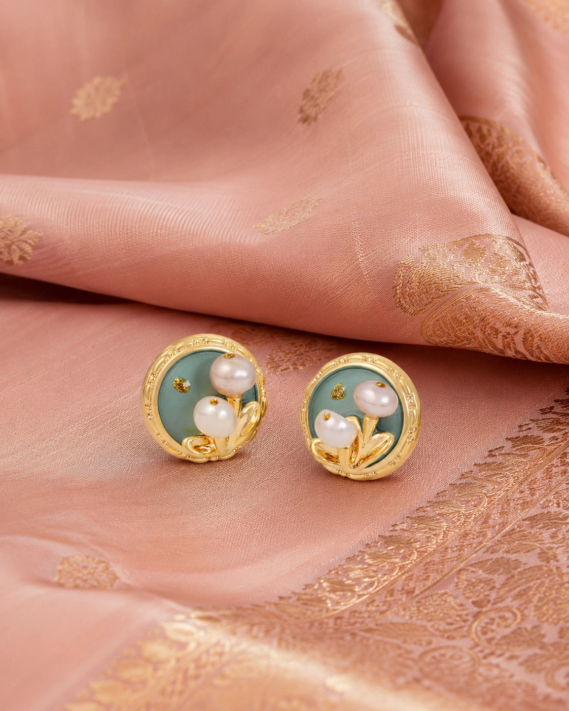 Sea Green Circle Small Pearl Studs