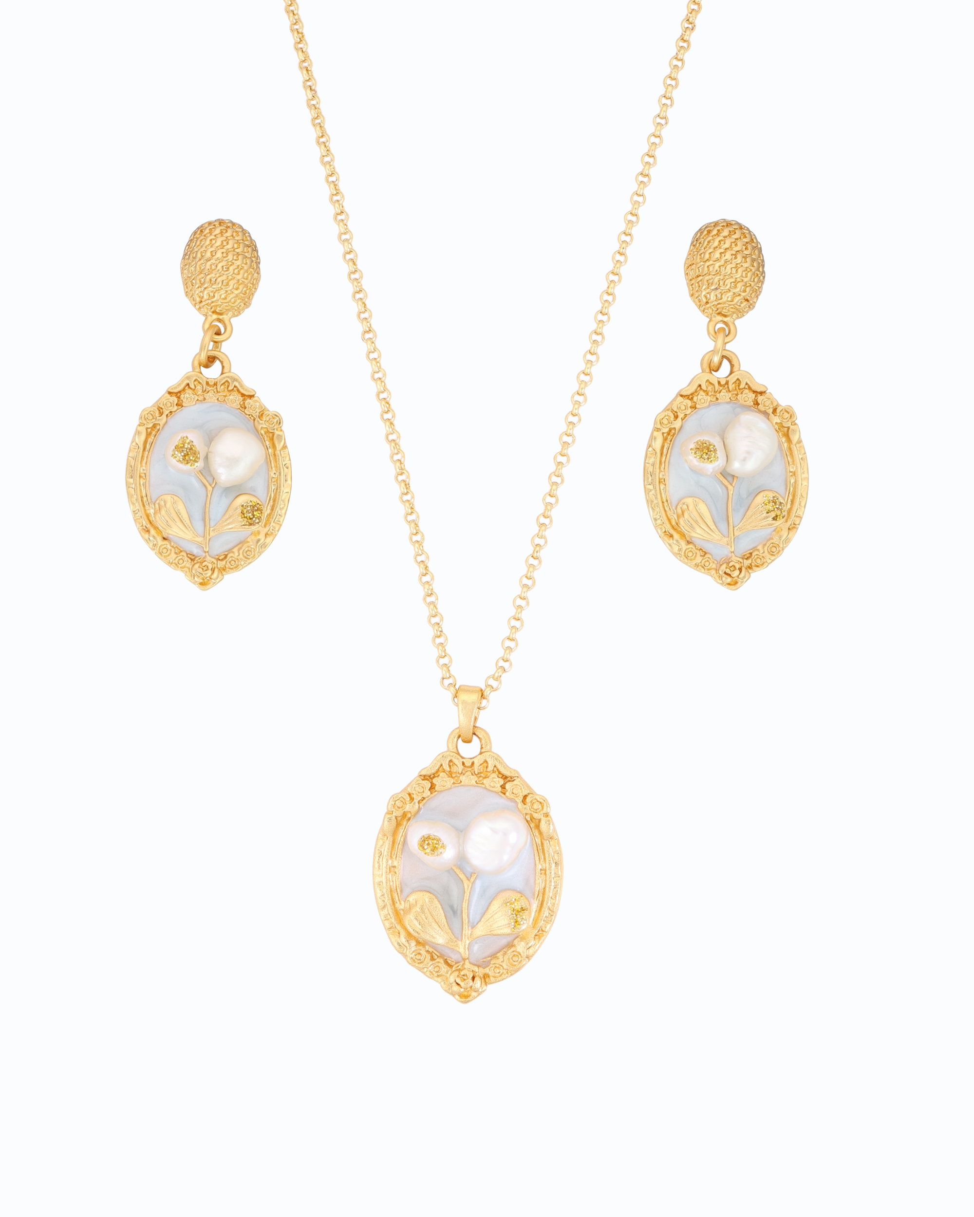 Renaissance White Pendant Set Jewelry | Flawnt 